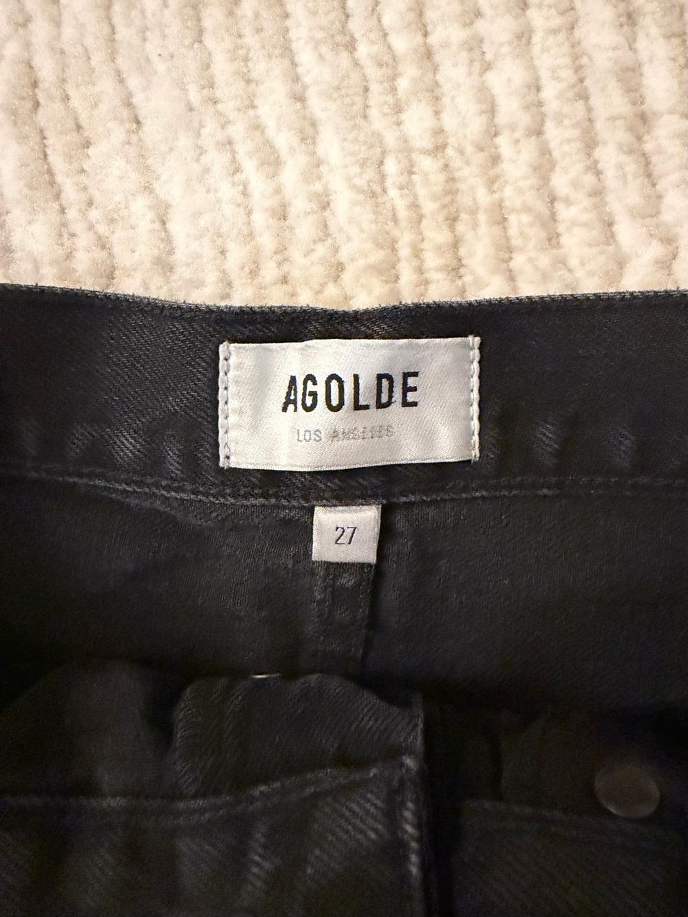 Agolde Riley High-Rise Shorts in Vortex - Picture 6 of 7